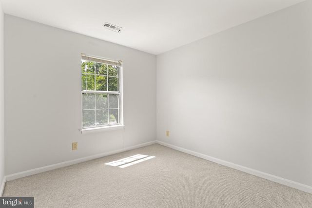 29 WOODS EDGE CT, Stafford, VA 22554