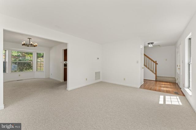 29 WOODS EDGE CT, Stafford, VA 22554