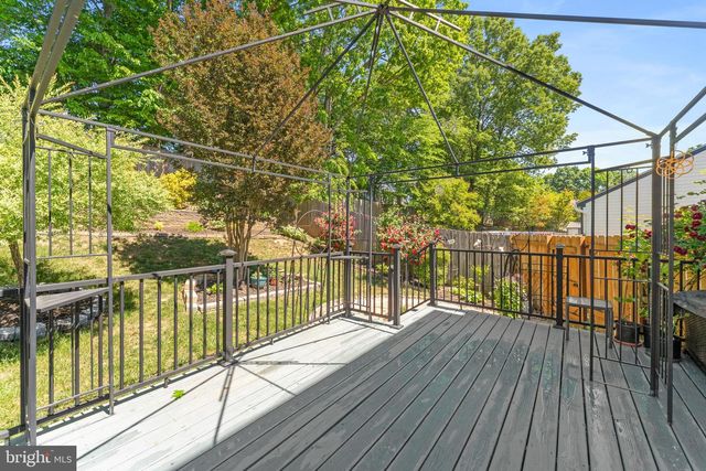 29 WOODS EDGE CT, Stafford, VA 22554