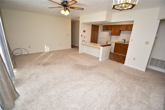 820 S Main Street 310, City Of Washington, PA 15301