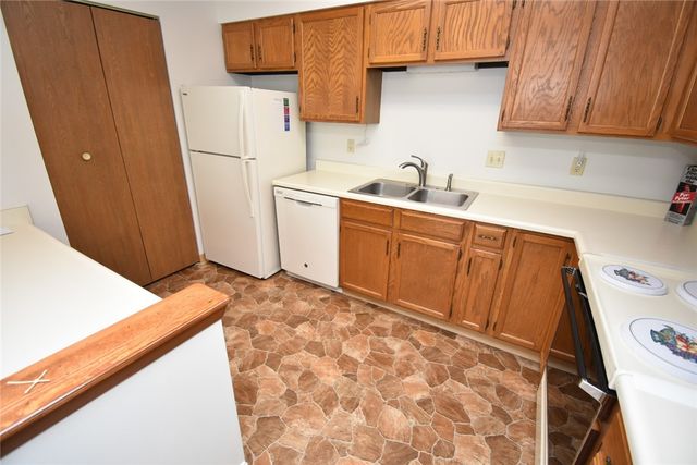 820 S Main Street 310, City Of Washington, PA 15301