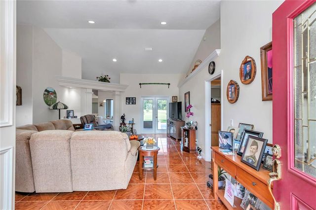 1671 W HIGHWAY 316 HIGHWAY W, Citra, FL 32113
