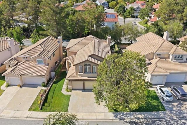 5199 Carmento Drive, Oak Park, CA 91377