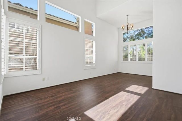 5199 Carmento Drive, Oak Park, CA 91377