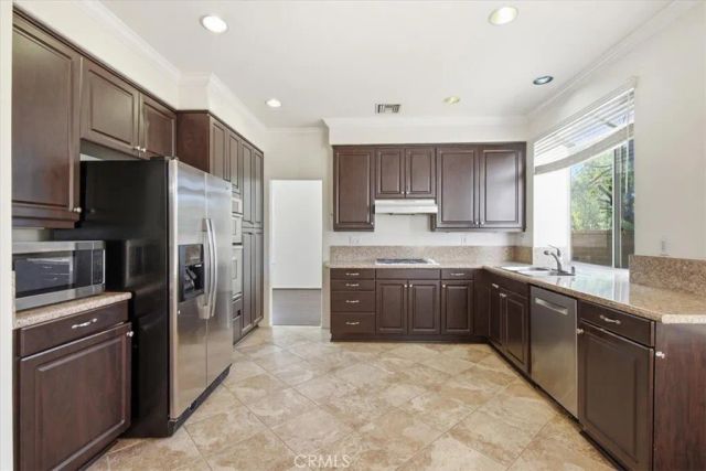 5199 Carmento Drive, Oak Park, CA 91377