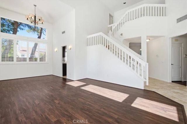 5199 Carmento Drive, Oak Park, CA 91377
