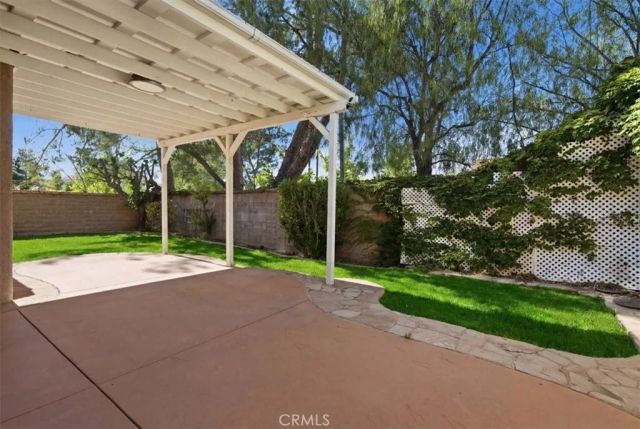 5199 Carmento Drive, Oak Park, CA 91377
