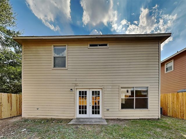 11830 Rolling Stream Drive, Tomball, TX 77375