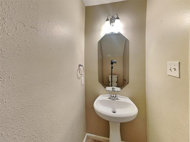 11830 Rolling Stream Drive, Tomball, TX 77375