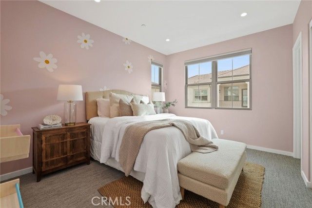 152 Newburry, Irvine, CA 92618