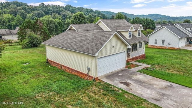 1924 River Vista Circle, Sevierville, TN 37876