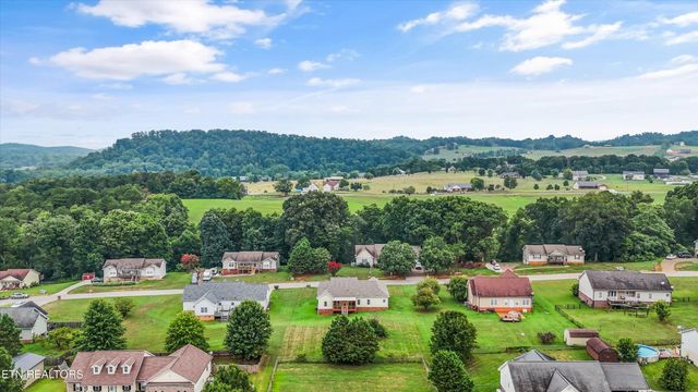 1924 River Vista Circle, Sevierville, TN 37876