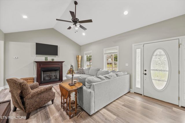 1924 River Vista Circle, Sevierville, TN 37876