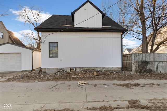 939 Tecumseh Street, Indianapolis, IN 46201