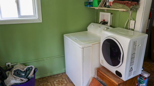 8 E B Street, Tok, AK 99780