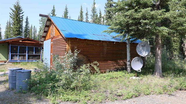 8 E B Street, Tok, AK 99780