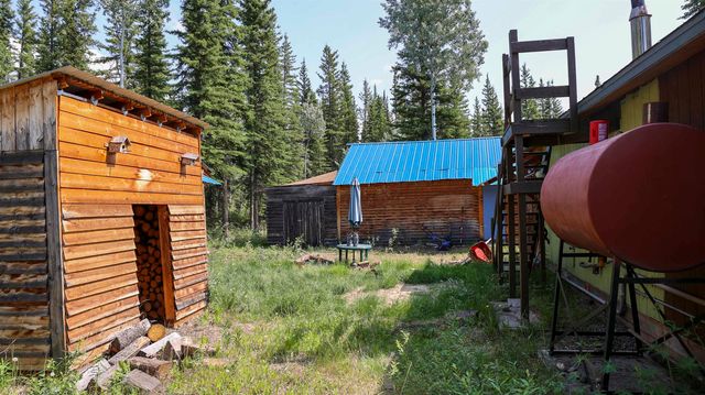 8 E B Street, Tok, AK 99780