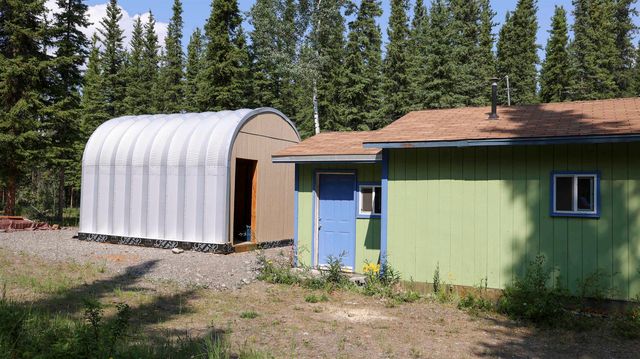 8 E B Street, Tok, AK 99780