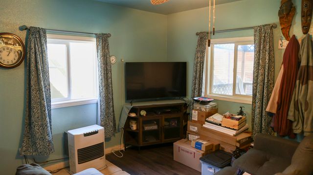 8 E B Street, Tok, AK 99780