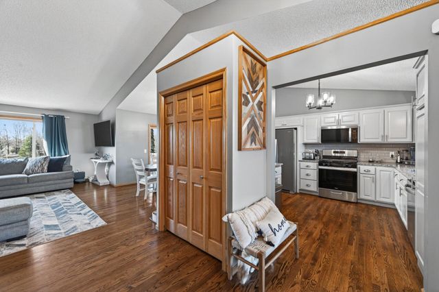 4330 203rd Lane NW, Anoka, MN 55303