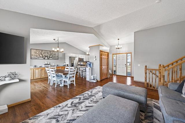 4330 203rd Lane NW, Anoka, MN 55303