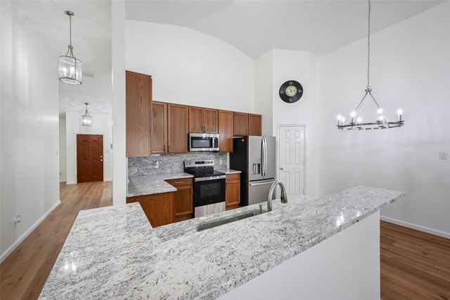 5819 Midnight Lane, Grand Prairie, TX 75052