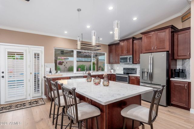 5726 E EVERETT Drive, Scottsdale, AZ 85254