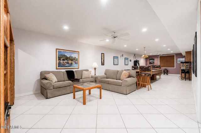5726 E EVERETT Drive, Scottsdale, AZ 85254