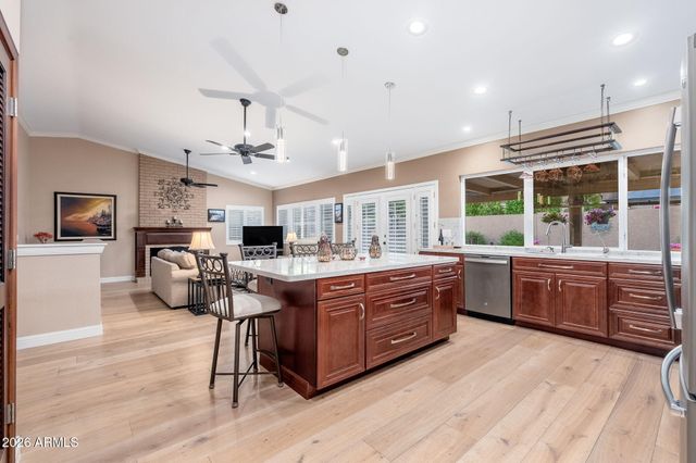 5726 E EVERETT Drive, Scottsdale, AZ 85254