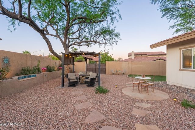 5726 E EVERETT Drive, Scottsdale, AZ 85254