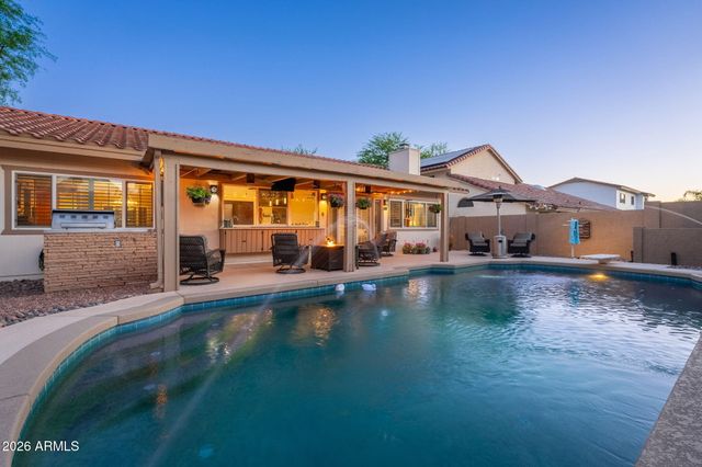5726 E EVERETT Drive, Scottsdale, AZ 85254