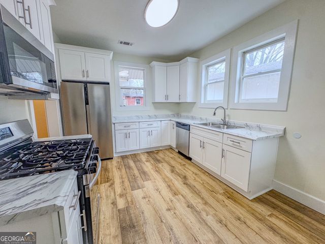 66 Ash Street NE, Rome, GA 30161