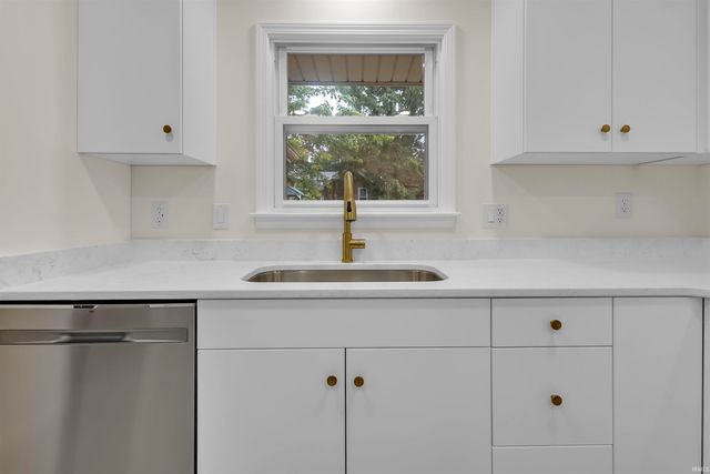1506 S Nancy Street, Bloomington, IN 47401