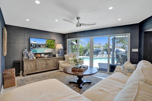 1916 NE 24th Street, Wilton Manors, FL 33305