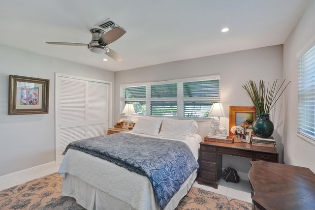 1916 NE 24th Street, Wilton Manors, FL 33305