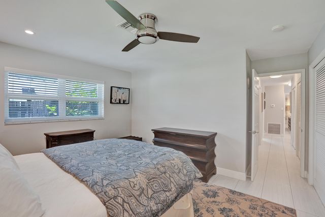 1916 NE 24th Street, Wilton Manors, FL 33305