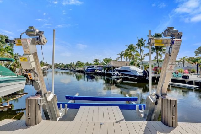 1916 NE 24th Street, Wilton Manors, FL 33305
