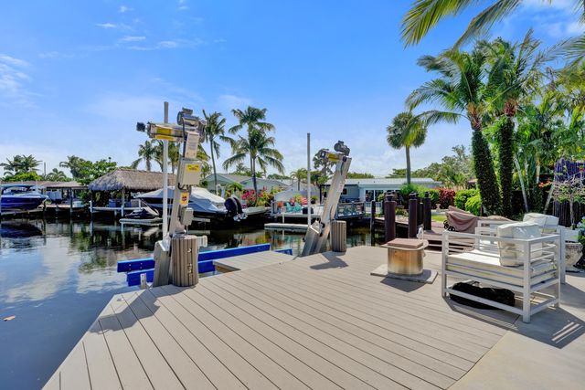 1916 NE 24th Street, Wilton Manors, FL 33305