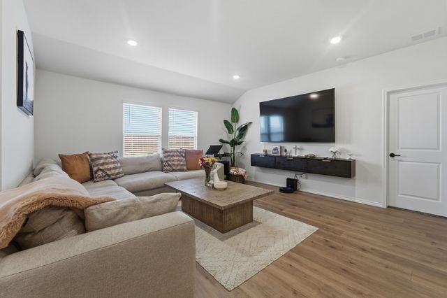 124 Creek End Drive, Princeton, TX 75407