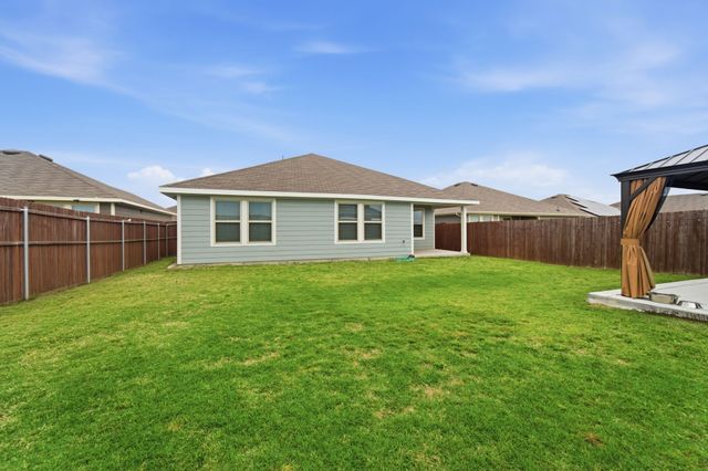 124 Creek End Drive, Princeton, TX 75407