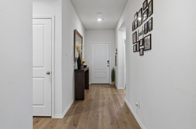 124 Creek End Drive, Princeton, TX 75407