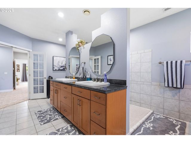 26500 S MILK CREEK Cir, Mulino, OR 97042