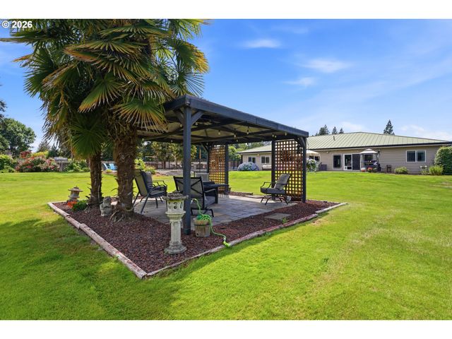 26500 S MILK CREEK Cir, Mulino, OR 97042