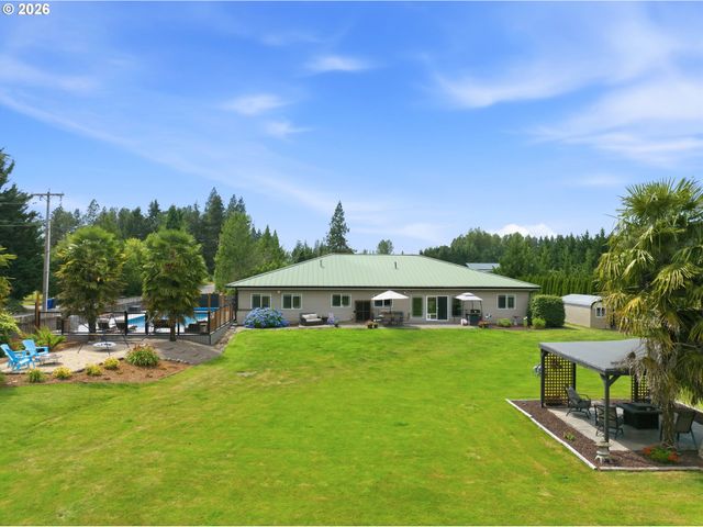 26500 S MILK CREEK Cir, Mulino, OR 97042