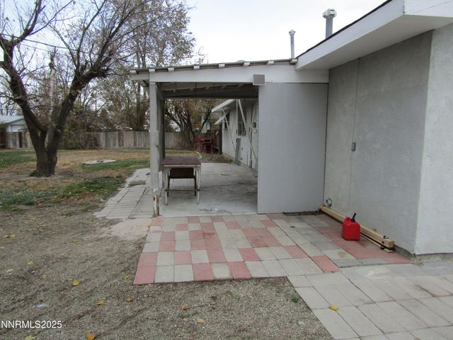 111 S Whitacre Street, Yerington, NV 89447