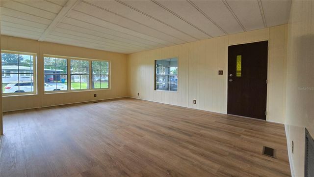 7393 FAIRLANE AVENUE, Brooksville, FL 34613