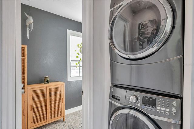 4728 BEACH DRIVE SE A, St Petersburg, FL 33705