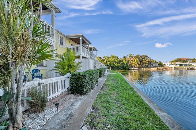 4728 BEACH DRIVE SE A, St Petersburg, FL 33705