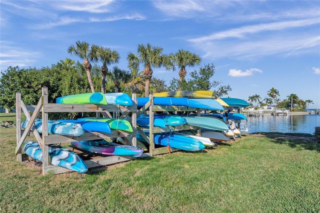 4728 BEACH DRIVE SE A, St Petersburg, FL 33705