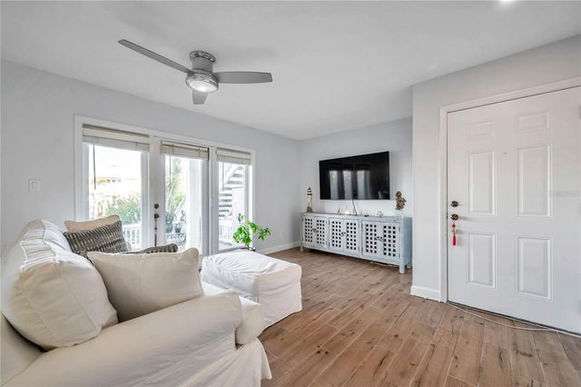 4728 BEACH DRIVE SE A, St Petersburg, FL 33705